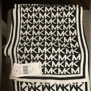 Michael Kors Scarf 64" Black & White NWT